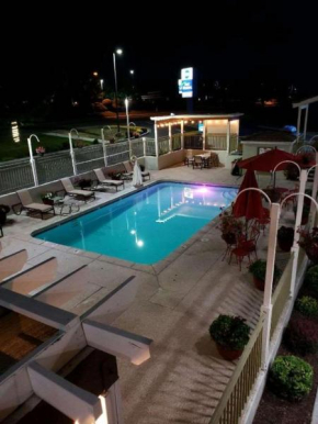 Airport Inn